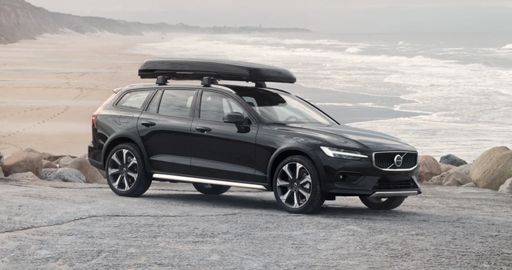 Volvo V60 Cross Country med takbox