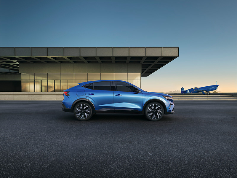 Renault Rafale e-tech plug-in hybrid