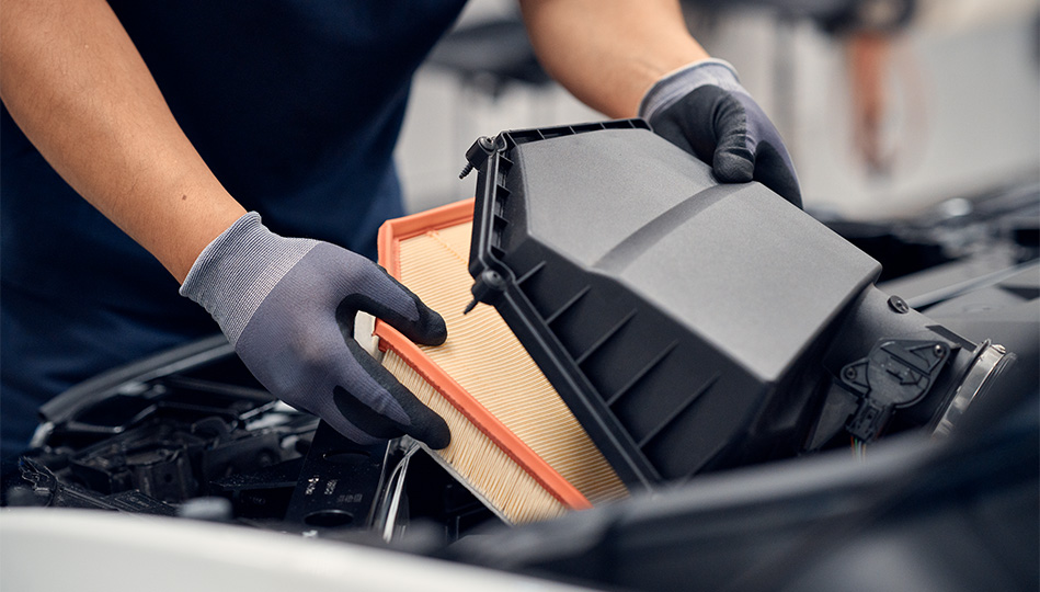 Genom att regelbundet serva din bil ökar du dess andrahandsvärde.