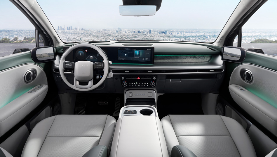 Instrumentpanel med välvd skärm i Ioniq 9.