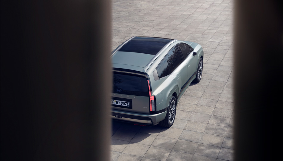 Ioniq 9 sett ovanifrån.